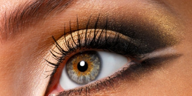 makeup-tips-for-small-eyesfor-beautiful-ladies-874453