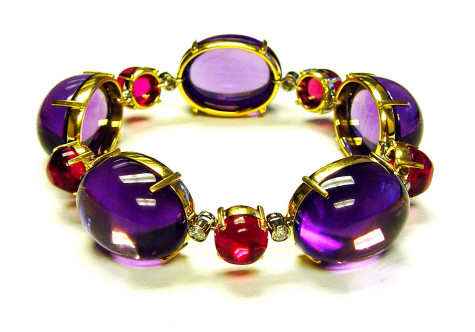 GOSHWARA-'Rock n Roll' Cabochon Bracelet in Amethyst -Rubelite with Diamonds in 18Y