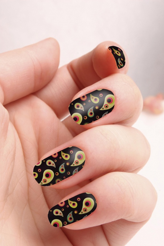 rebel-nails-paisley